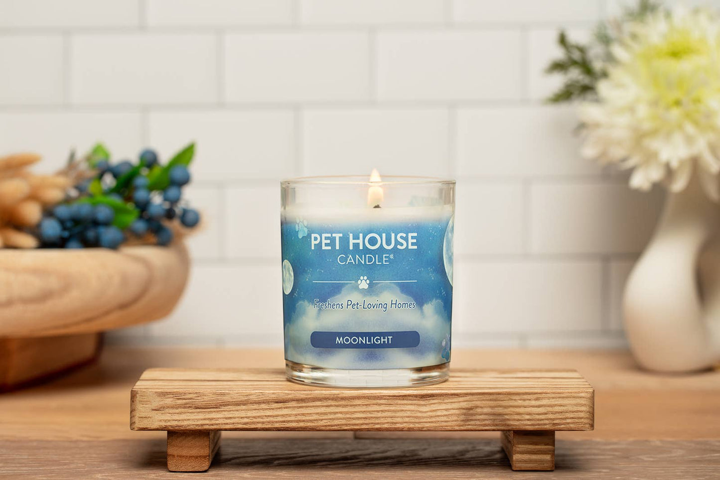 Moonlight 9 oz Candle - For pet-loving homes